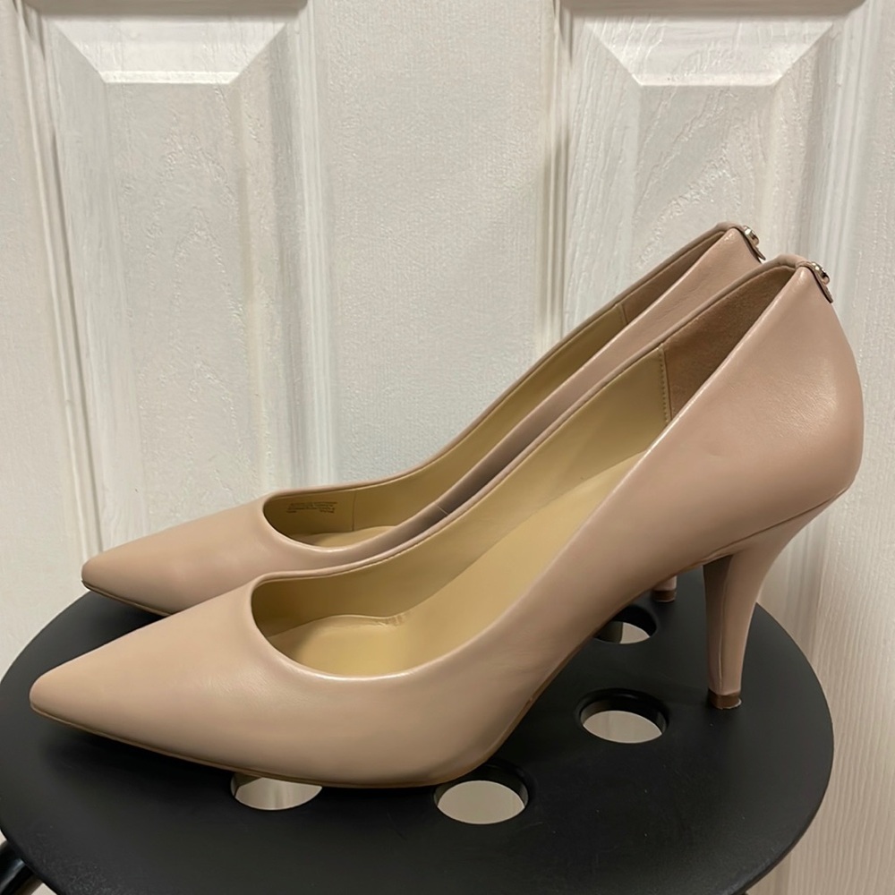 Michael Kors Pumps Size 12